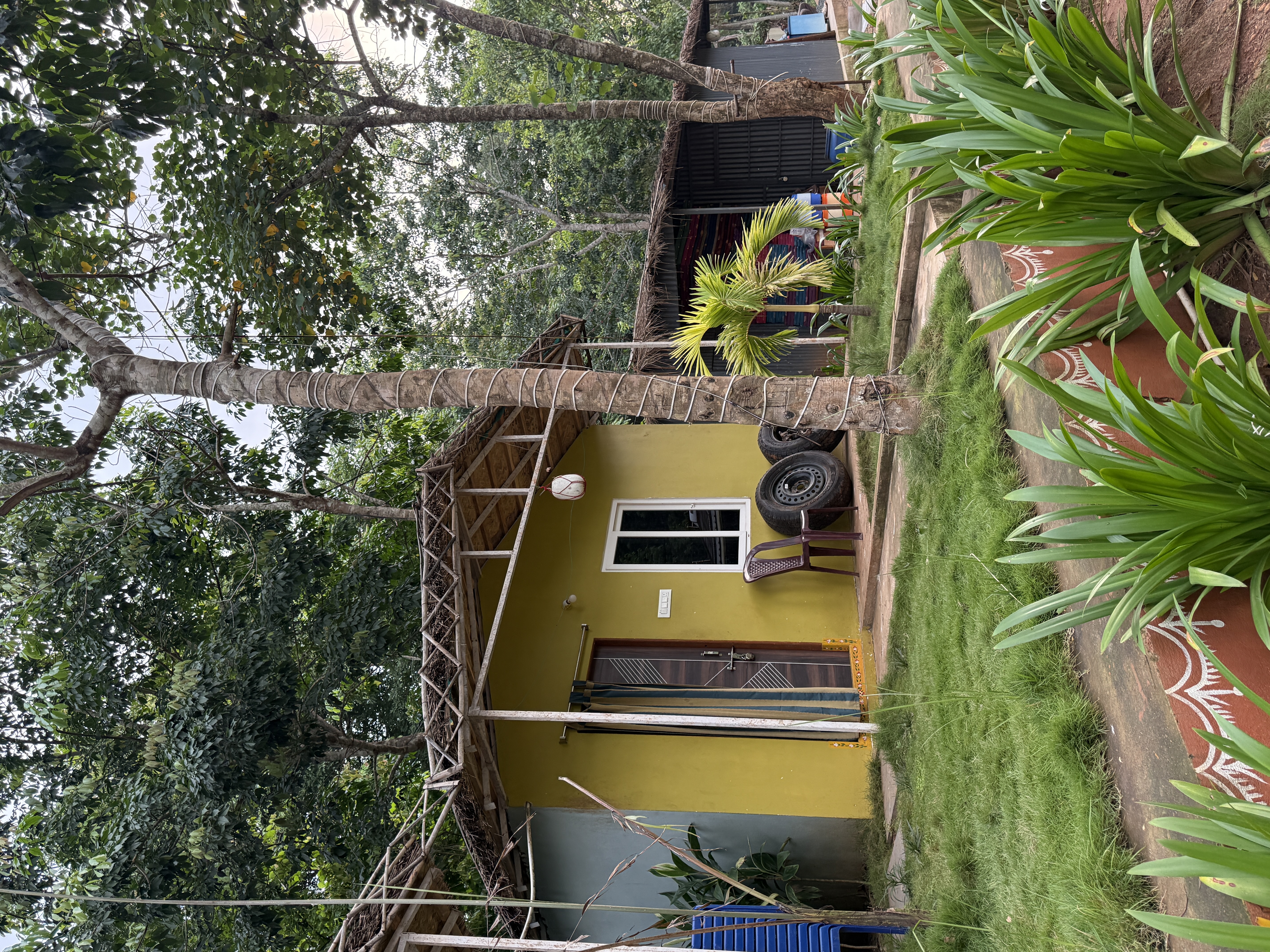 Nature Huts image 2