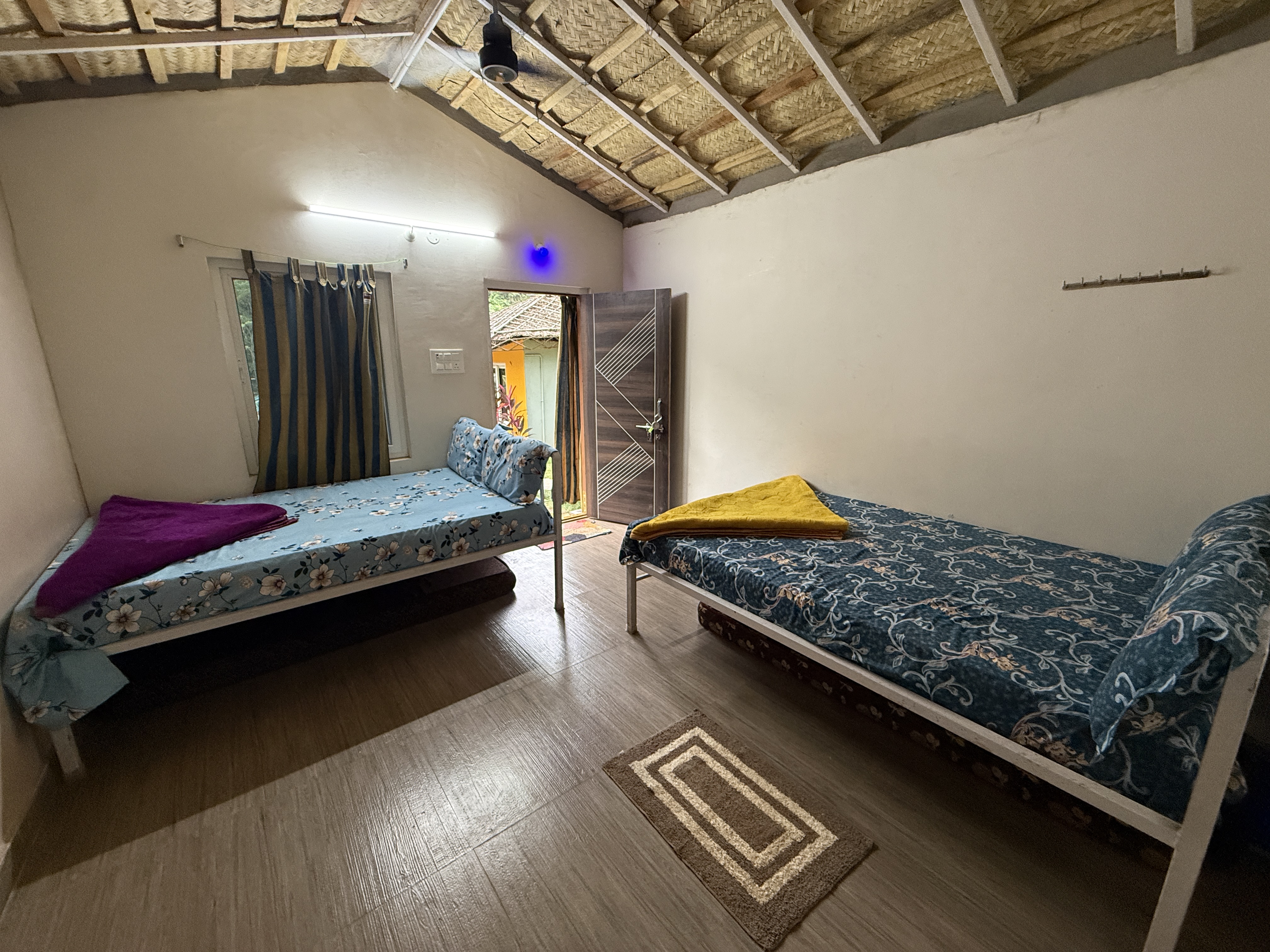 Nature Huts image 5